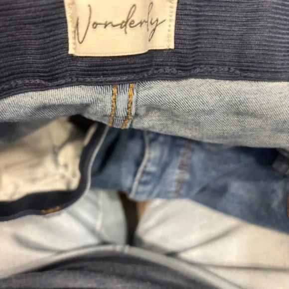 Blue Jean Bermuda Shorts - Picture 4 of 5